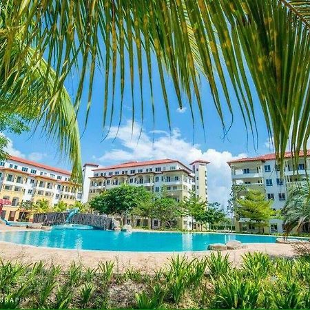 Tiara Desaru Resort Exterior foto